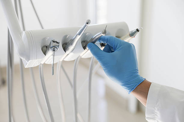 Professional Teeth Cleaning And Checkup technician working in Libertyville, IL